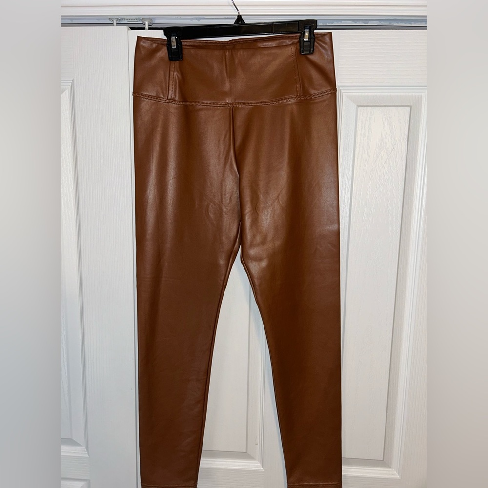 Leather leggings